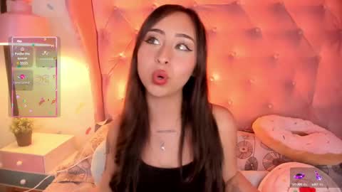 Cloe  online show from 02.21.25