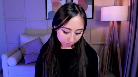 Cloe  online show from 11.13.25