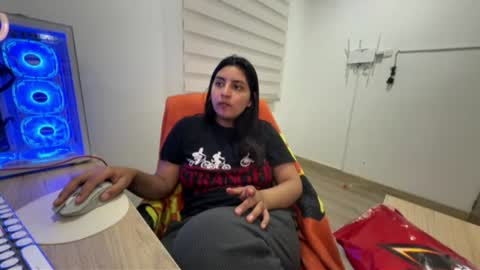 Snapshot of cloe_small08 chatting on 07.03.26 cloe small online show from 07.03.26