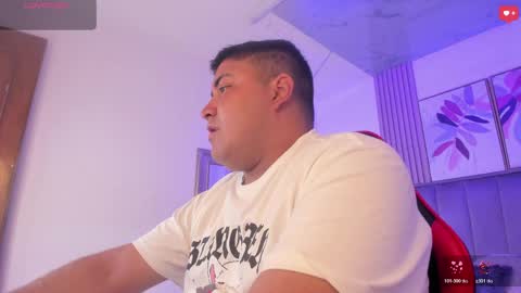 Snapshot of cloe_x_billy chatting on 05.08.26 Cloe x Billy online show from 05.08.26