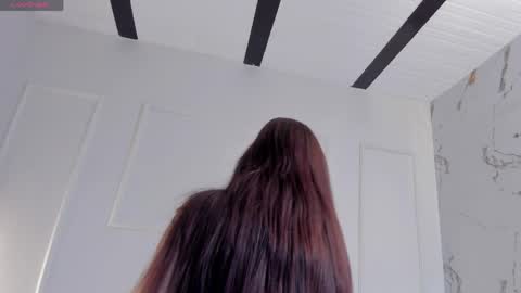 Snapshot of cloedurant chatting on 05.23.26 cloedurant online show from 05.23.26