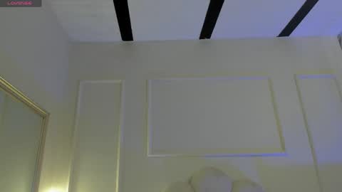Snapshot of cloedurant chatting on 06.02.26 cloedurant online show from 06.02.26