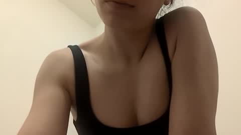 cloee98 online show from 04.23.26