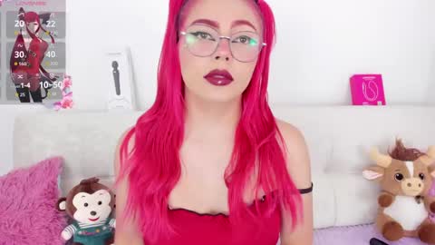 Snapshot of cloee_lovee chatting on 05.26.26 cloee lovee online show from 05.26.26