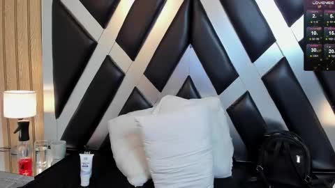 Snapshot of cloeperson chatting on 02.28.26 lady cloe person online show from 02.28.26