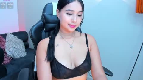 Cloe online show from 12.27.24