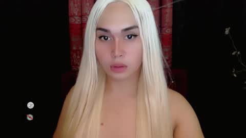 Snapshot of cloudia_babe chatting on 01.22.25 Cloudia babe69 online show from 01.22.25