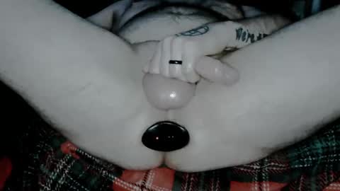 Snapshot of cloudty chatting on 09.09.25 Ty online show from 09.09.25