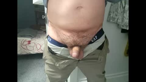 Snapshot of cloudydadnsa chatting on 02.11.25 Dad online show from 02.11.25