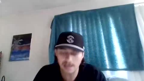 Snapshot of cloudyydayzz chatting on 02.21.26 tallhungandcloudy online show from 02.21.26