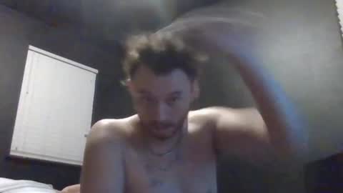 Snapshot of cloudyydayzz chatting on 06.30.26 tallhungandcloudy online show from 06.30.26