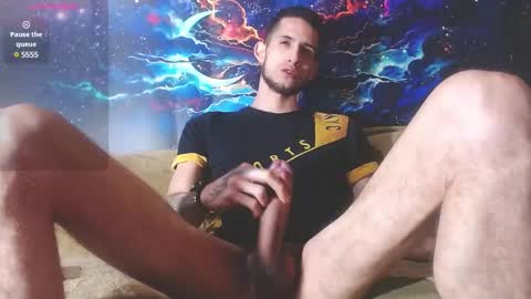 Snapshot of clouter_world chatting on 01.20.25 clouter_world online show from 01.20.25