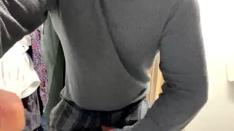 Snapshot of clovershit1 chatting on 11.14.25 clovershit1 online show from 11.14.25