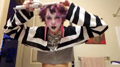 clownbambi online show from 02.05.25