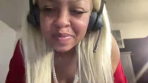 CocaNutt online show from 02.08.25