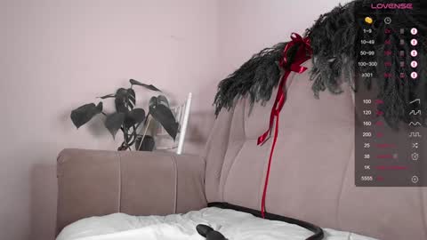 Snapshot of cock_and_lock chatting on 12.08.24 Herman online show from 12.08.24