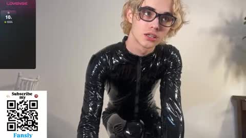 Snapshot of cock_and_lock chatting on 10.16.25 Herman online show from 10.16.25