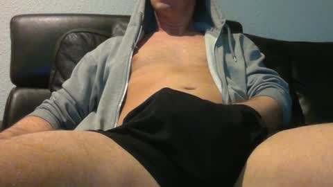 Snapshot of cocka_billy chatting on 04.25.26 cocka_billy online show from 04.25.26