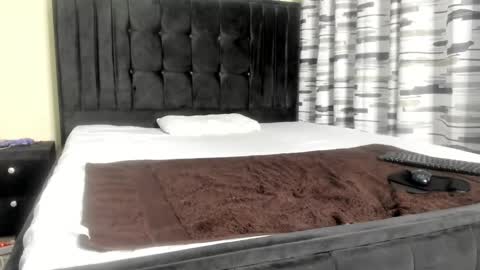 Snapshot of coco_leila chatting on 02.18.25 coco_leila online show from 02.18.25