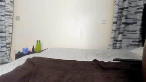 Snapshot of coco_leila chatting on 03.12.25 coco_leila online show from 03.12.25