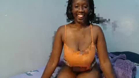 Snapshot of cocoalush9819 chatting on 12.03.25 cocoalush9819 online show from 12.03.25