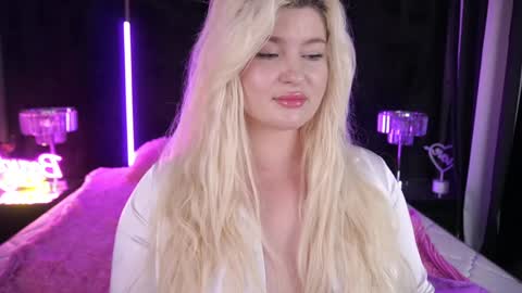 onlyfans amyleyy online show from 12.15.24