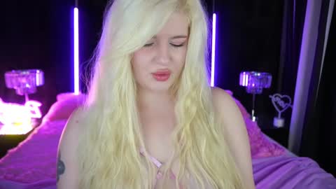 onlyfans amyleyy online show from 12.19.24