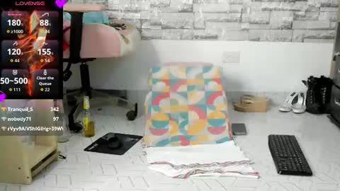 Snapshot of coffee_hot chatting on 06.22.26 laurita online show from 06.22.26