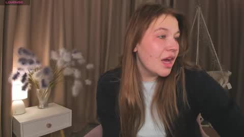 Collen Mon Tue Wed Thu Fri GMT 3 0300am - 0900am  online show from 11.12.25