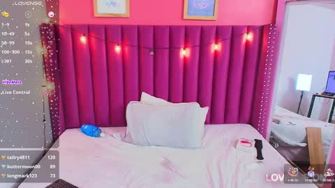  MEGAN  online show from 01.03.25