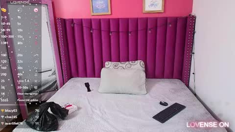  MEGAN  online show from 01.04.25