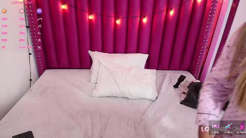  MEGAN  online show from 01.23.25