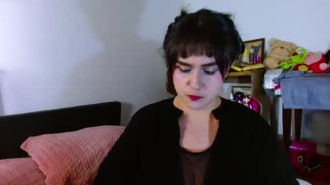 Snapshot of collette_beaufoy chatting on 06.11.26 Collette online show from 06.11.26