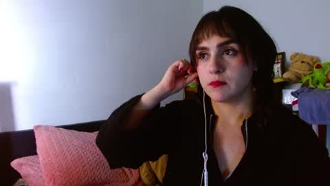 Snapshot of collette_beaufoy chatting on 06.14.26 Collette online show from 06.14.26