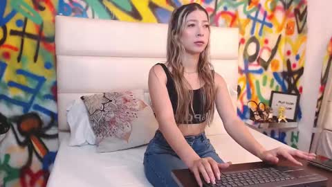 Snapshot of collins_aria chatting on 02.05.26 valentina online show from 02.05.26