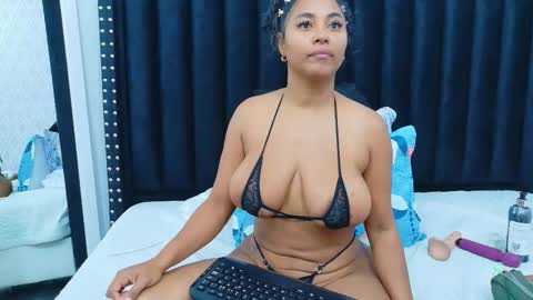 Snapshot of colombia_mommy_ chatting on 03.20.26 GRETCHEN online show from 03.20.26