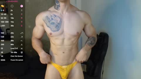 Snapshot of colombianmuscle8 chatting on 09.12.25 colombianmuscle8 online show from 09.12.25