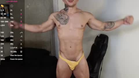 Snapshot of colombianmuscle8 chatting on 07.10.26 colombianmuscle8 online show from 07.10.26