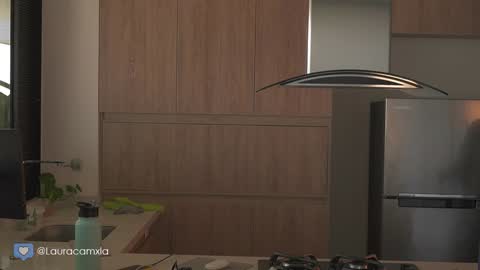 Laura online show from 01.16.25