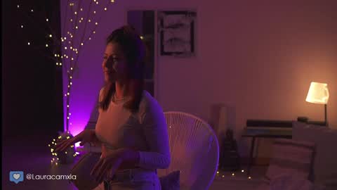 Laura online show from 01.26.25