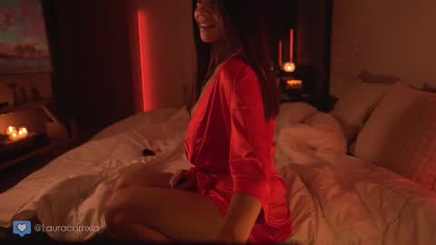 Laura online show from 10.22.25