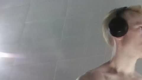 Snapshot of comecontrol chatting on 10.27.25 comecontrol online show from 10.27.25