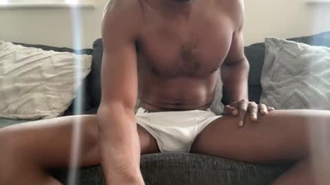 Snapshot of comedinewithme118 chatting on 11.12.25 comedinewithme118 online show from 11.12.25