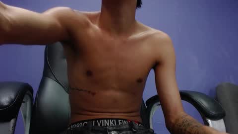 Snapshot of coney_boy chatting on 03.04.25 Coney online show from 03.04.25