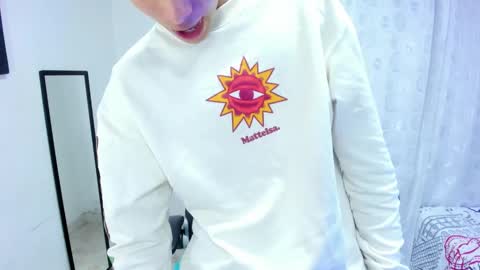 Snapshot of coney_boy chatting on 03.09.25 Coney online show from 03.09.25