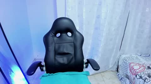 Snapshot of coney_boy chatting on 03.10.25 Coney online show from 03.10.25