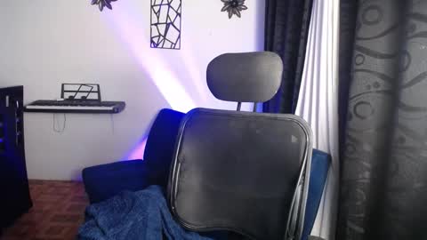 Snapshot of coniecut chatting on 02.17.26 conie online show from 02.17.26