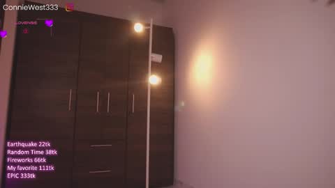   independent model online show from 03.07.26