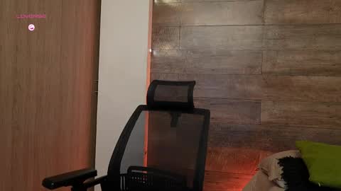 connor_h1 online show from 04.17.26