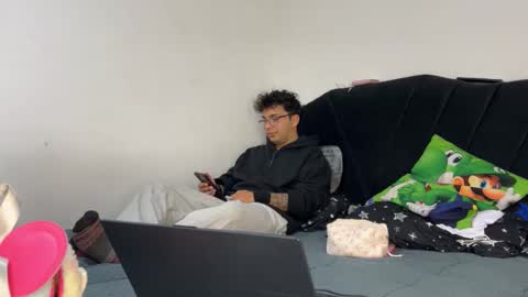 Snapshot of conor_taylor_ chatting on 09.15.25 conor_taylor_ online show from 09.15.25